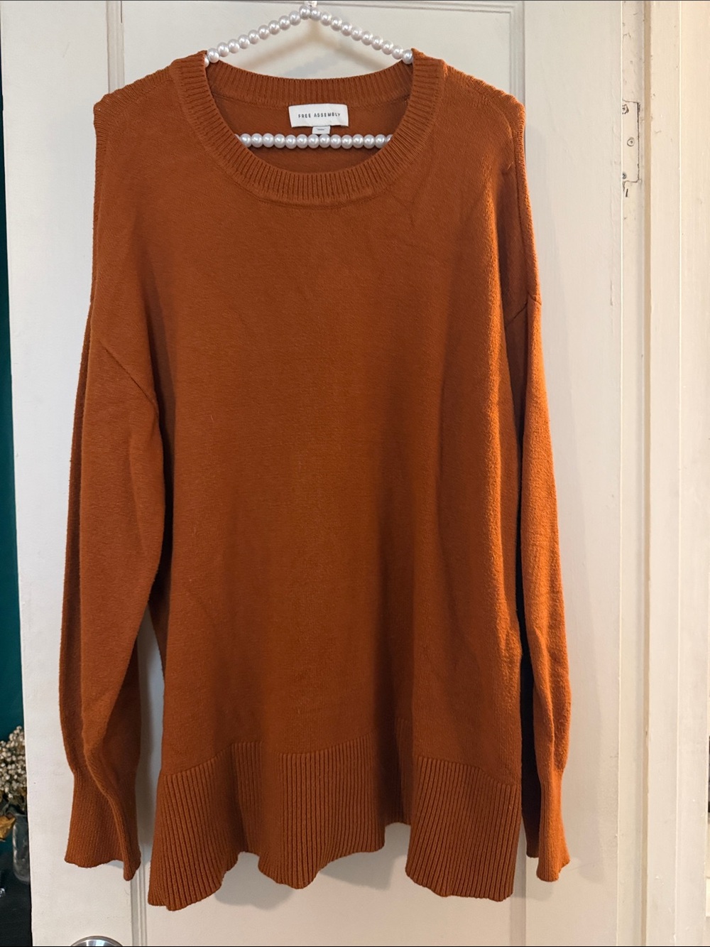 Free Assembly Women's Scoop Neck Sweater in Rust